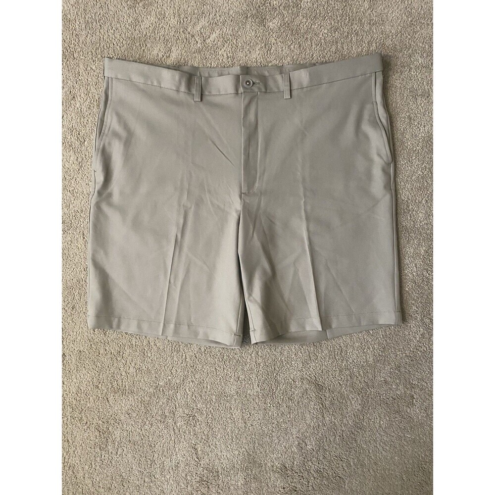 Haggar Cool 18 Pro Shorts Beige No Wrinkle Elevated Wardrobe Staple Size 44